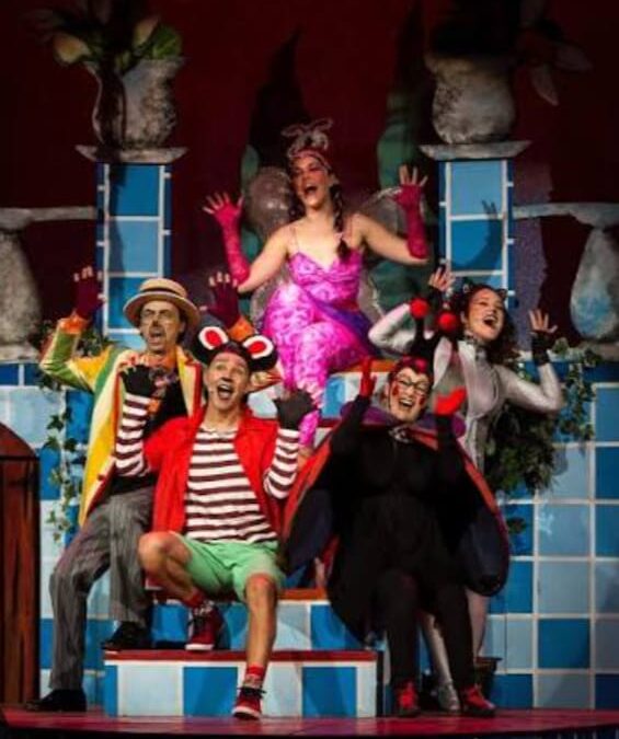 Nuestra primera salida del cole ¡Disfrutamos del teatro!